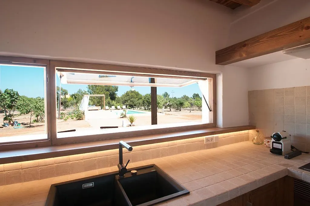 Ibiza Holliday Villa Harmony Sant Jordi de ses Salines 0*,  Španělsko